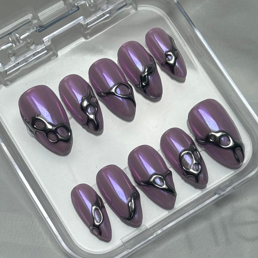 Velvet claws
